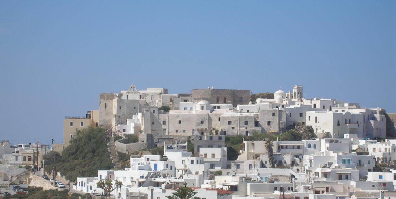 Inaxos Studios, Viewing Apollo Temple. Naxos City Bagian luar foto