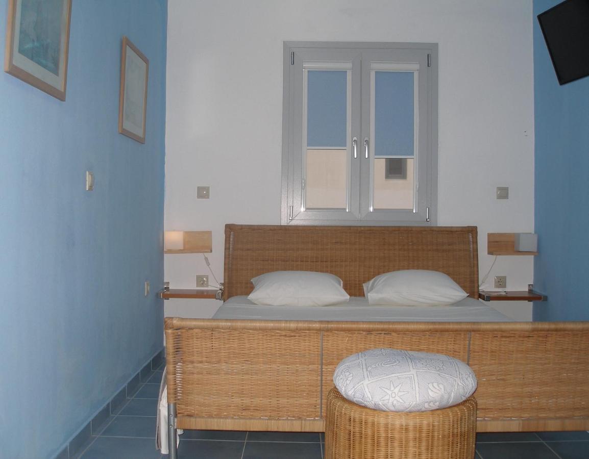 Inaxos Studios, Viewing Apollo Temple. Naxos City Bagian luar foto
