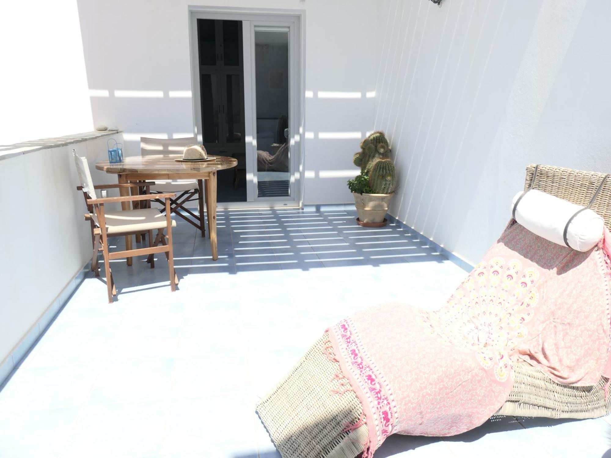Inaxos Studios, Viewing Apollo Temple. Naxos City Bagian luar foto